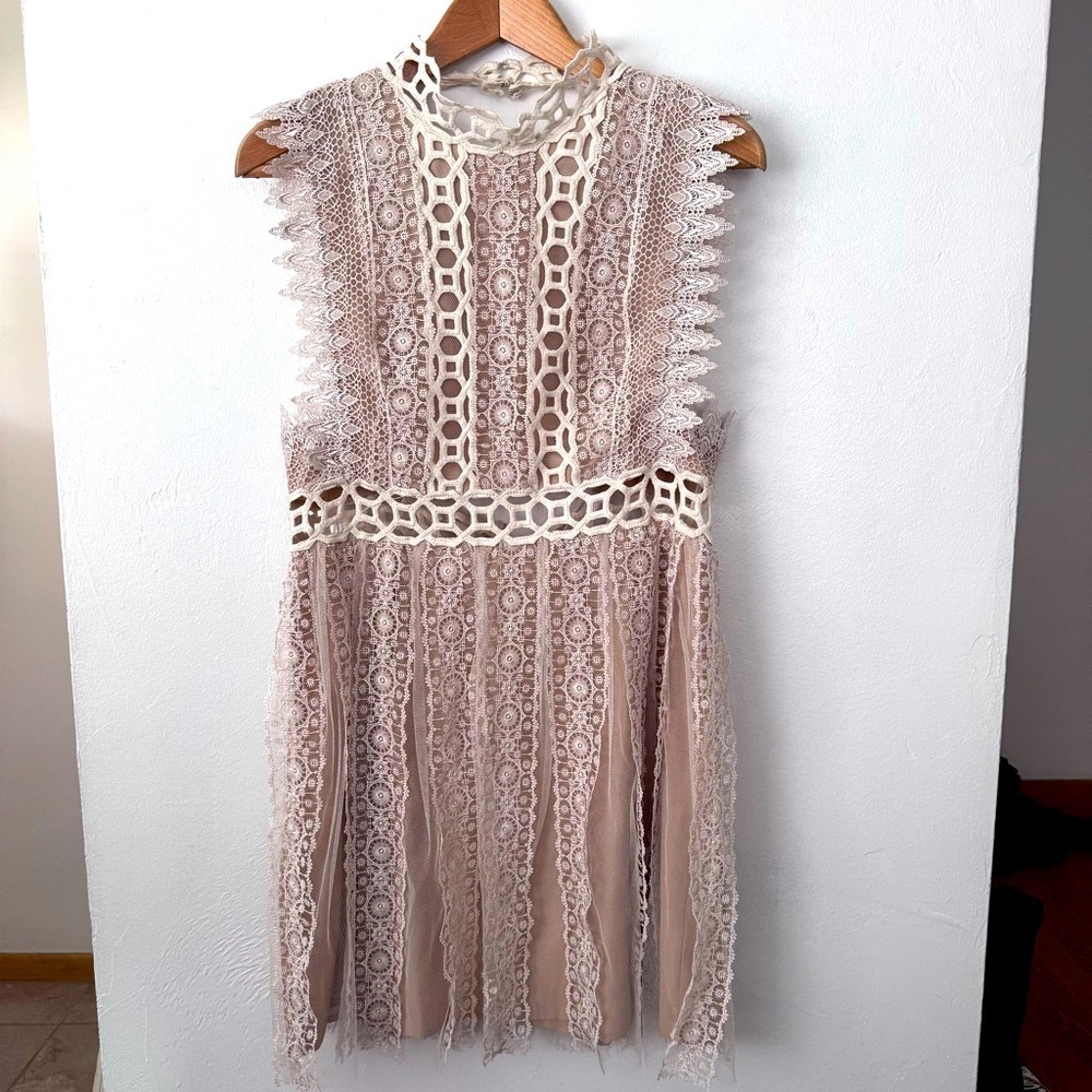FREE PEOPLE Forever Lace Babydoll Dress in Cream Size 10